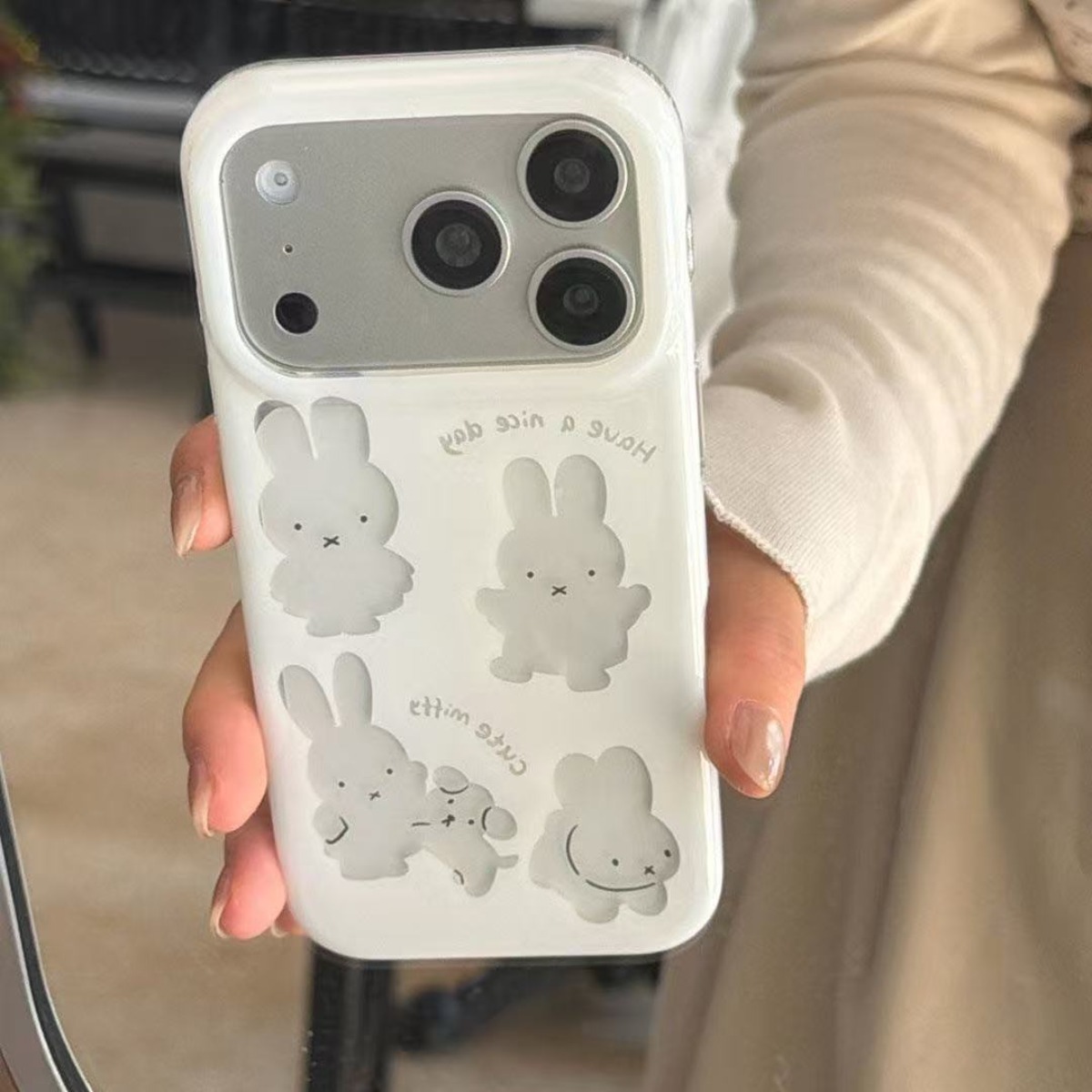 Niedliche, hohle Miffy-Kaninch – Phone Cases Girly Bewertung und Preis