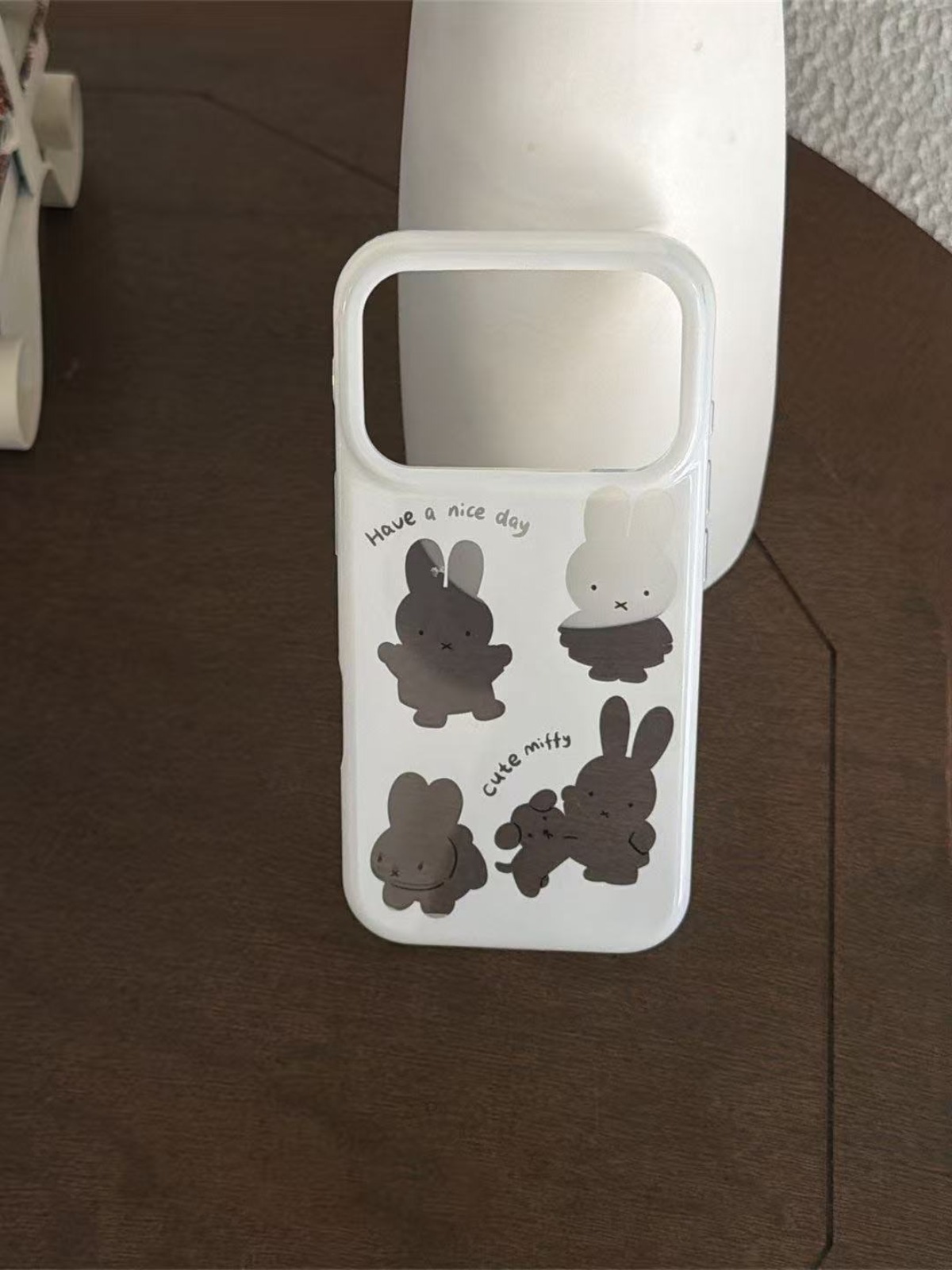 Niedliche, hohle Miffy-Kaninch – Phone Cases Girly Bewertung und Preis
